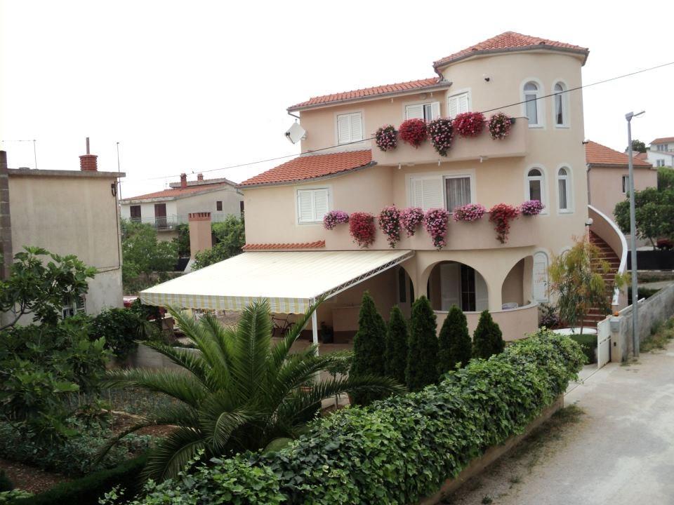 Apartments Sljuka Pirovac Exterior photo