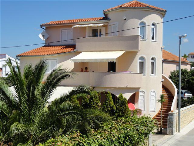 Apartments Sljuka Pirovac Exterior photo